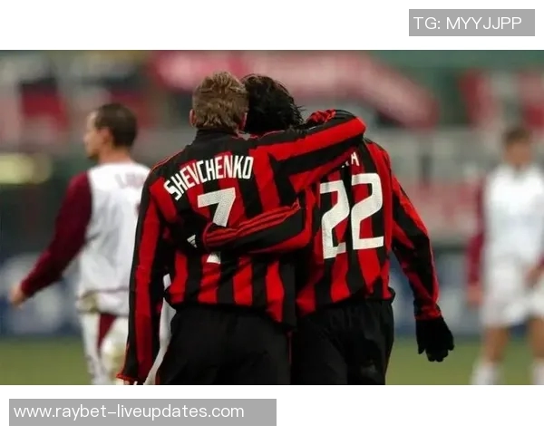 欧冠激战：AC米兰3-0曼联精彩瞬间回顾与十大进球盘点